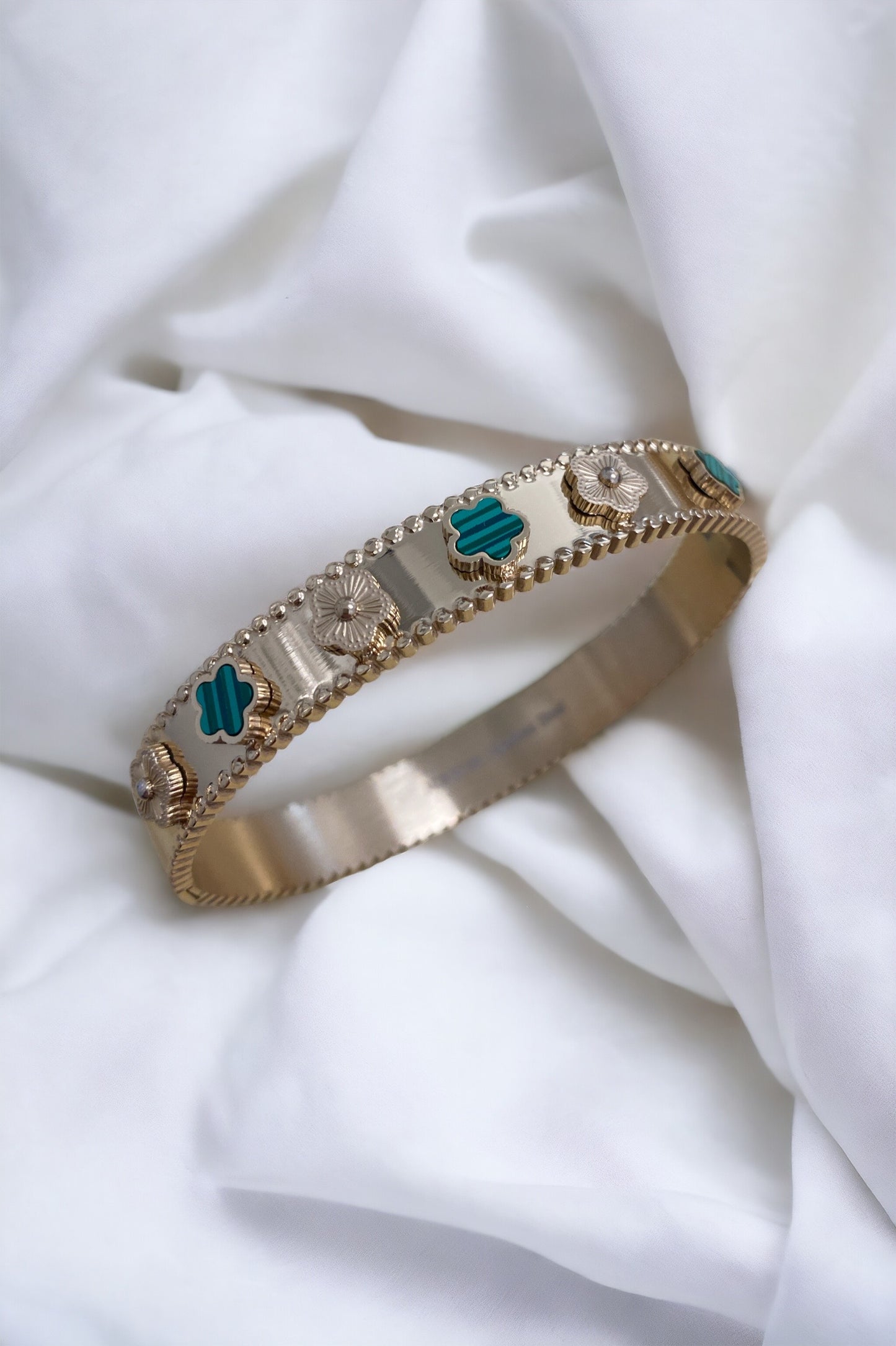 Bracelet Inspiration trèfle vert pièce