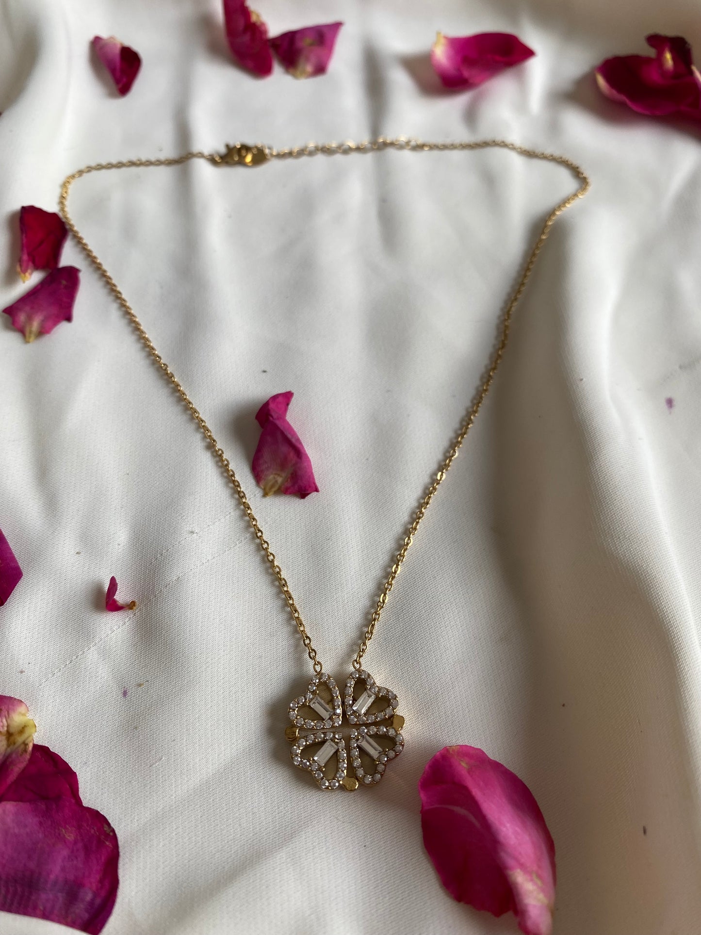 Collier cœur ouvert