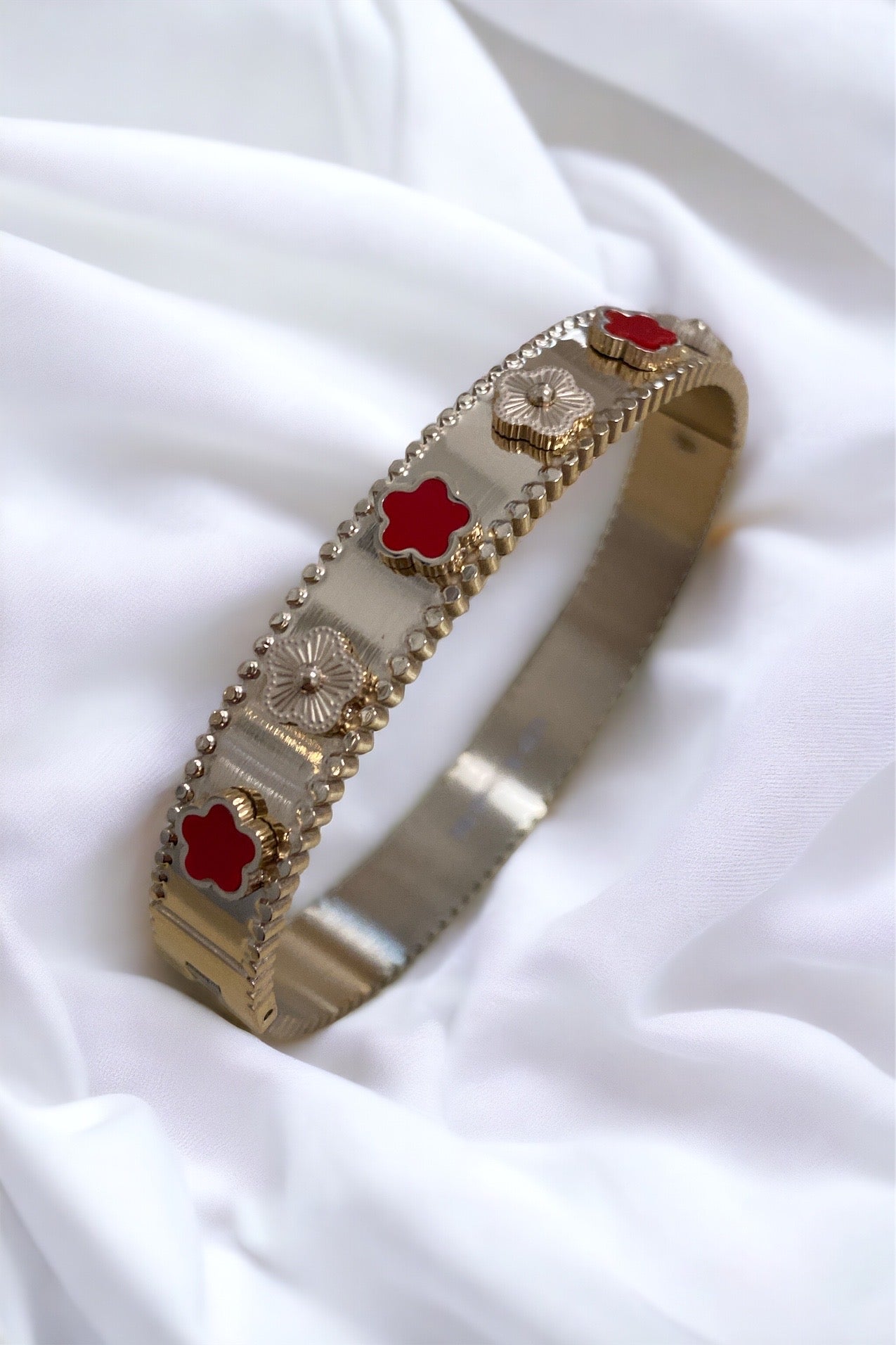 Bracelet Inspiration trèfle
rouge l’unité
