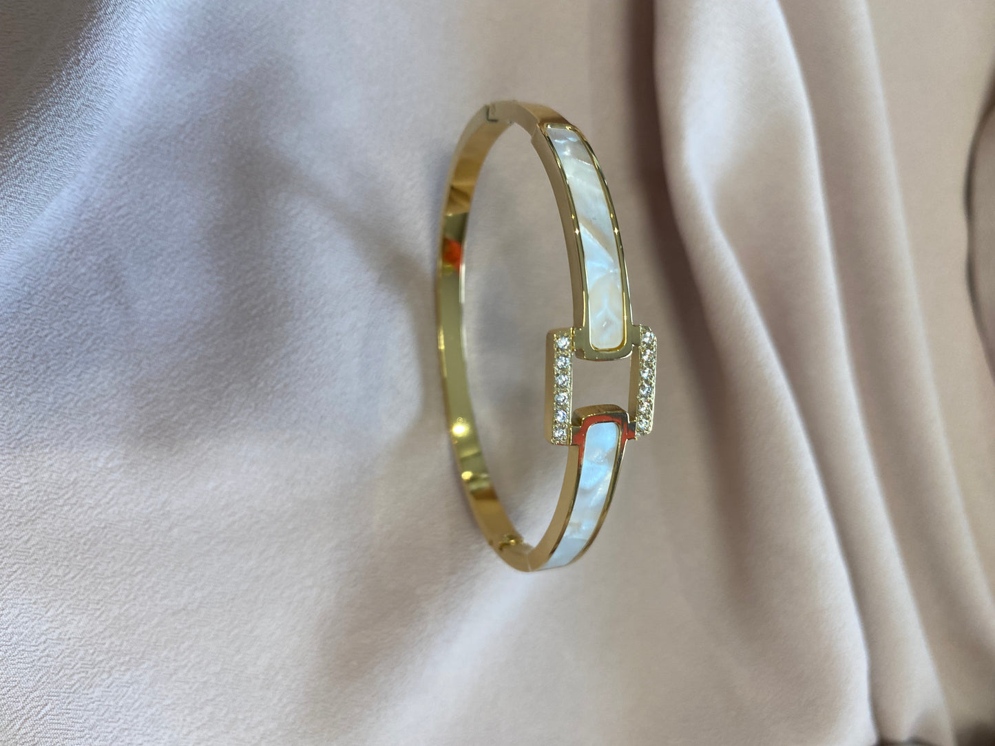Bracelet chakira