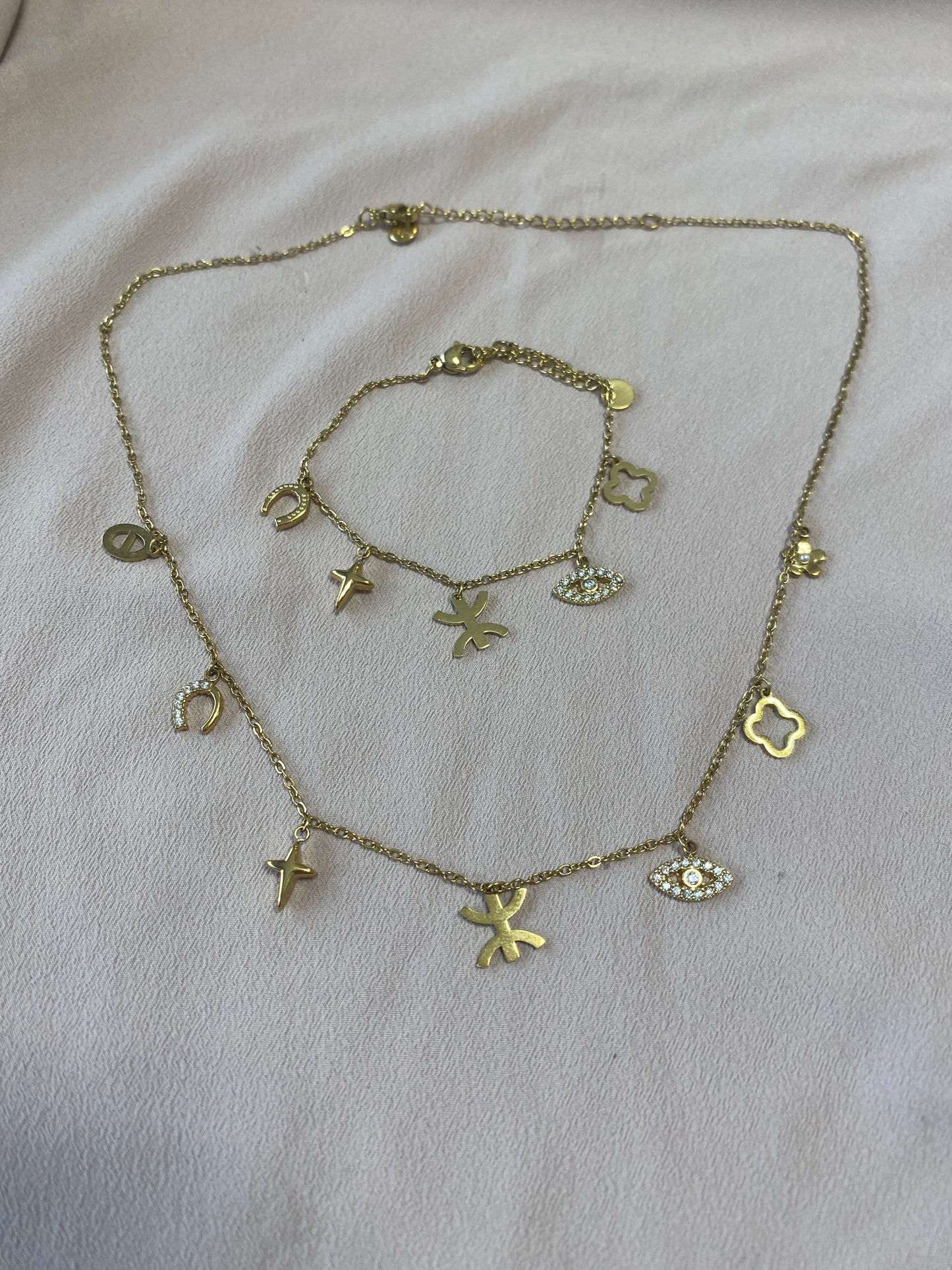 Ensemble le petit stylé
