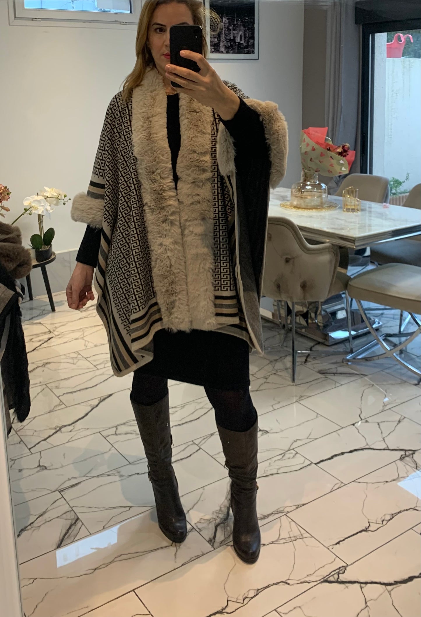 Cape beige fourrure beige