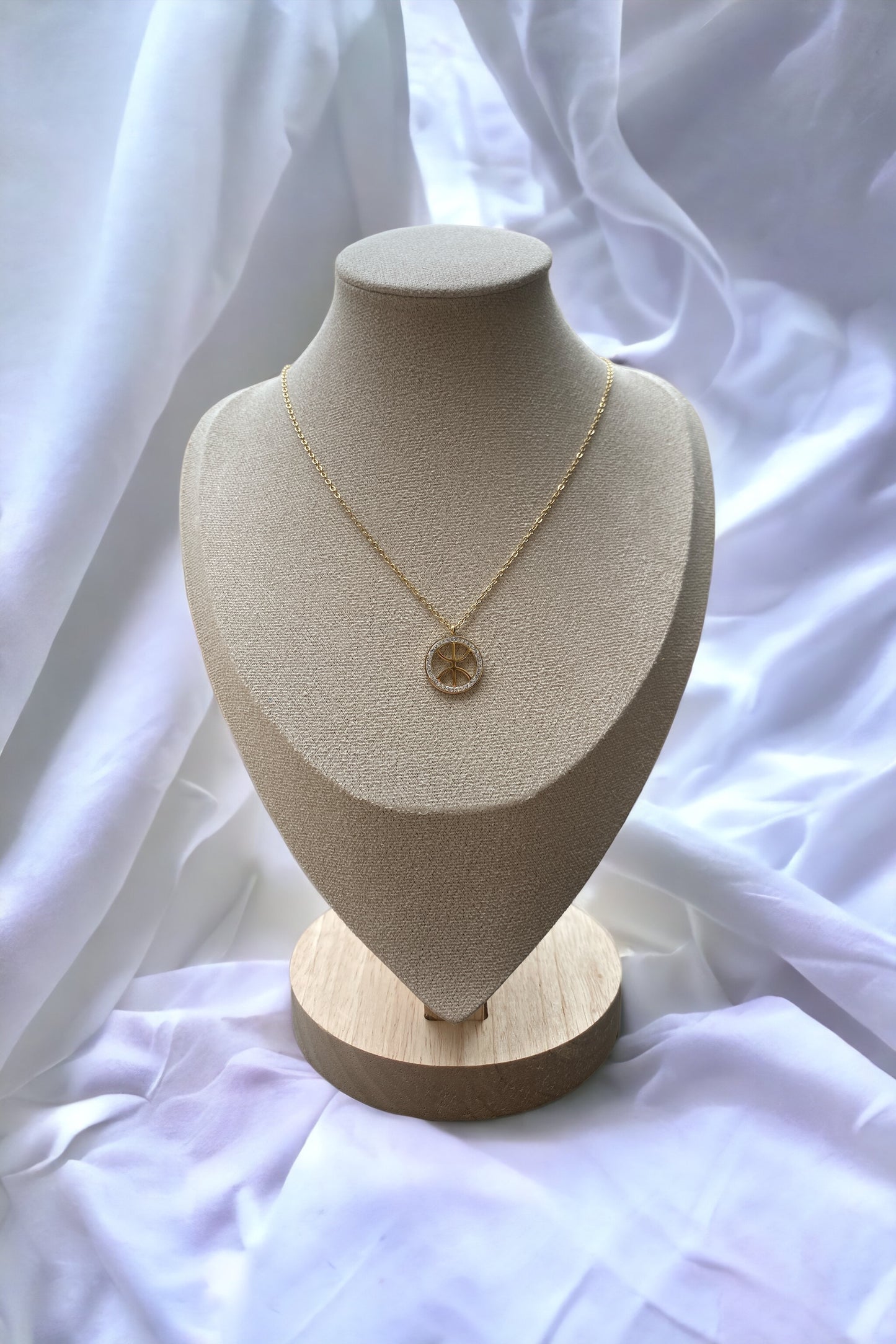 Collier signe kabyle rond