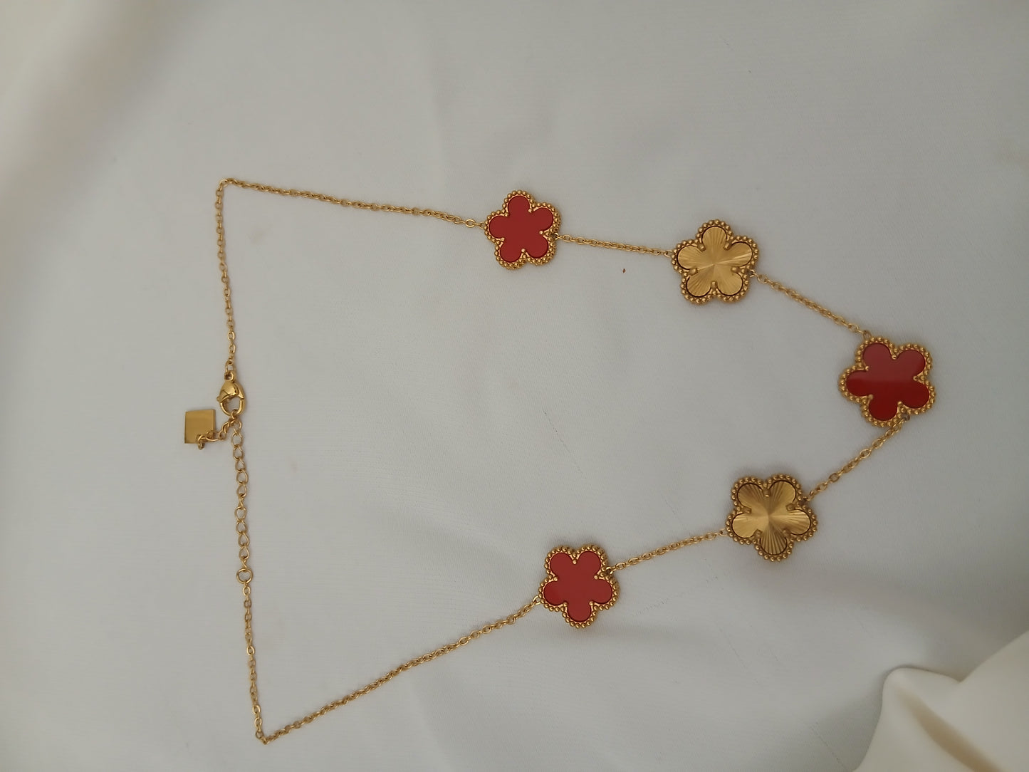 Collier trèfle 🍀 rouge