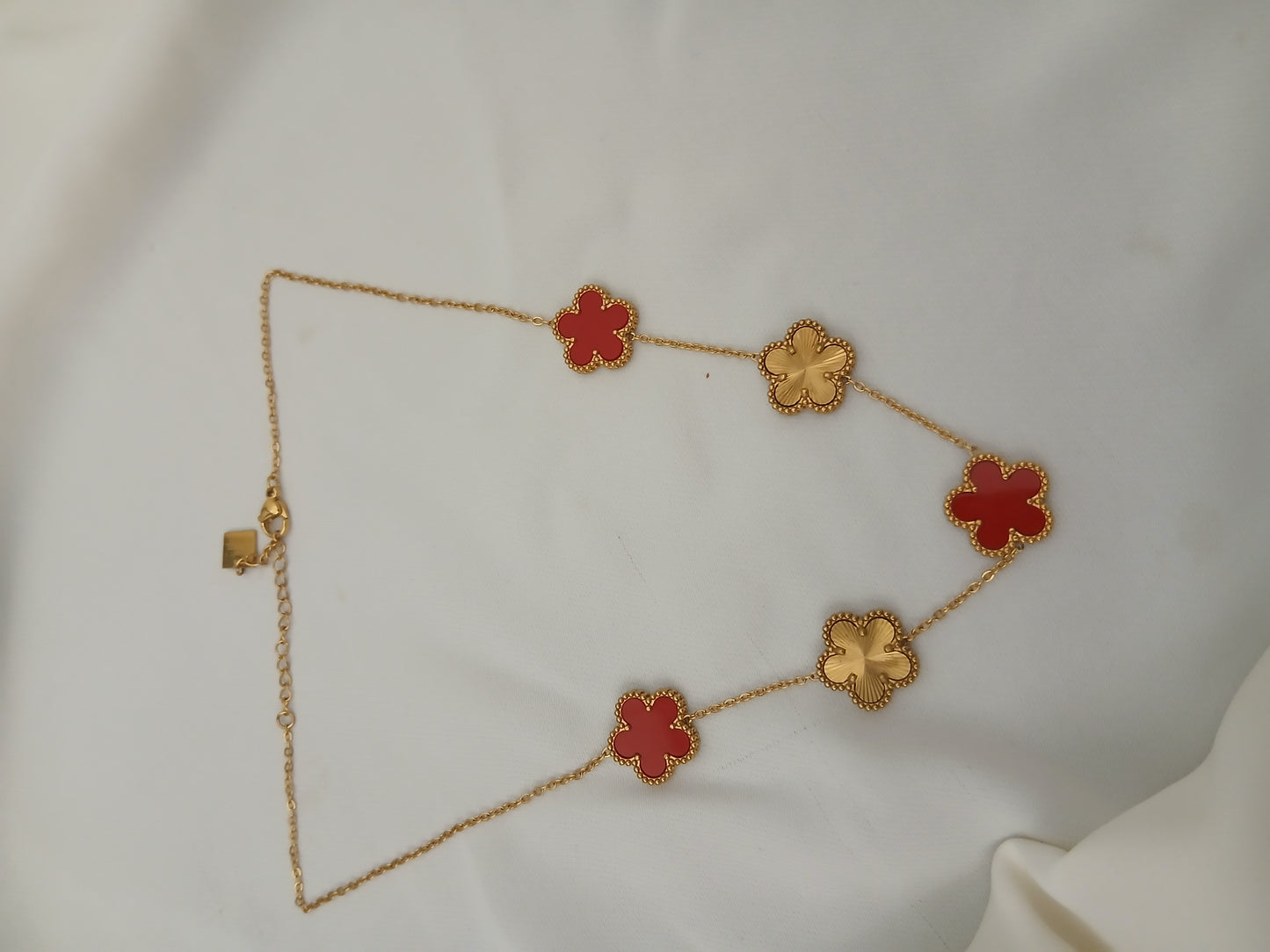 Collier trèfle 🍀 rouge