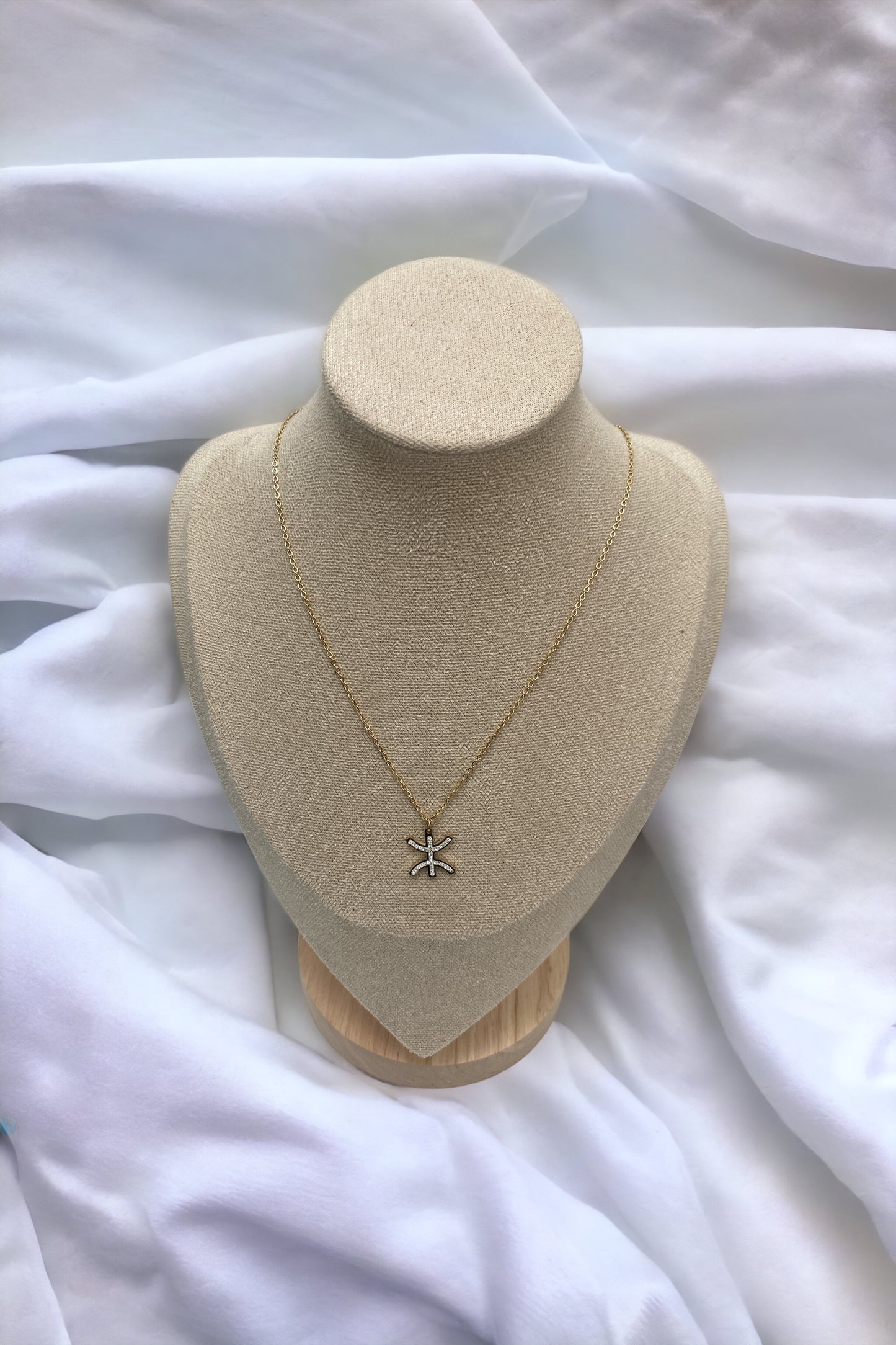 Collier signe berbère