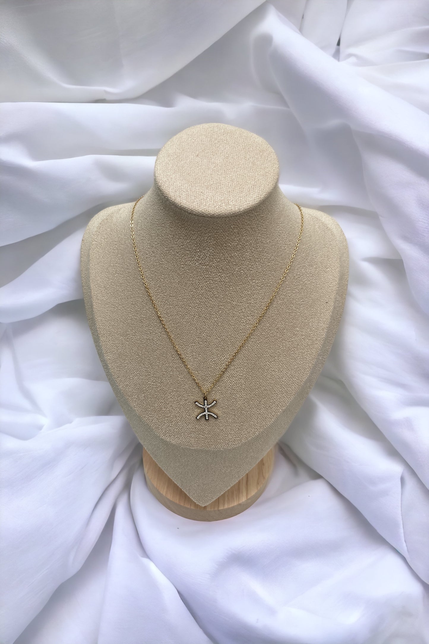 Collier signe berbère