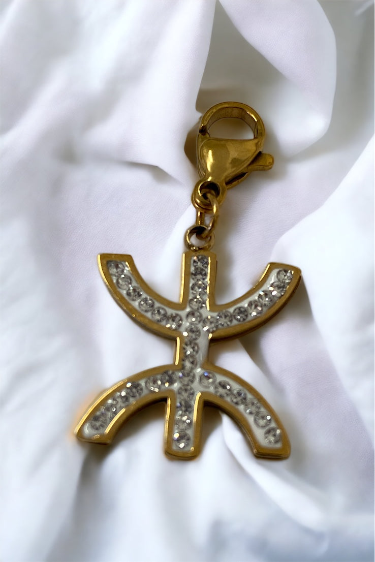 Pendentif berber perlé