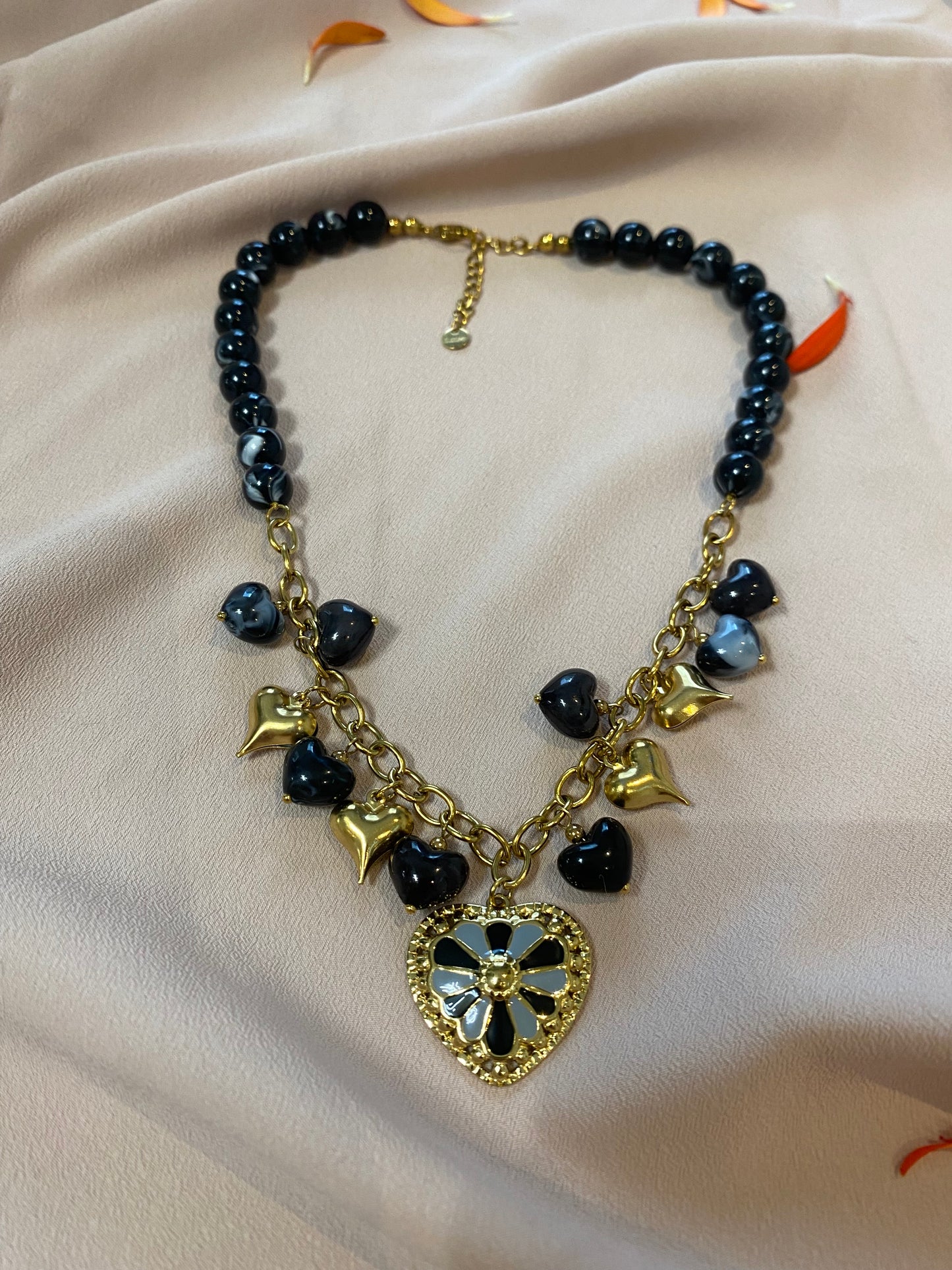 Collier cœur perles noir