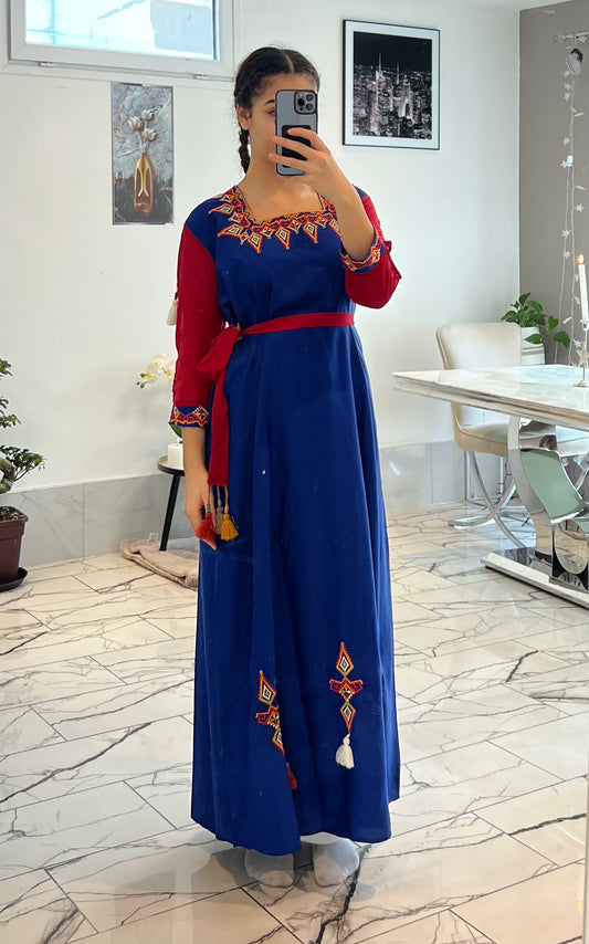 Robe broderie bleu T 38/40/42