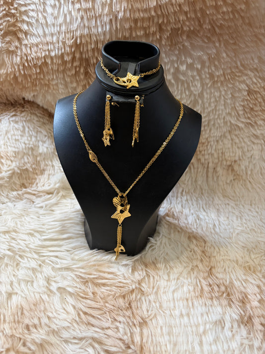 Parure étoiles attachées ou cœur