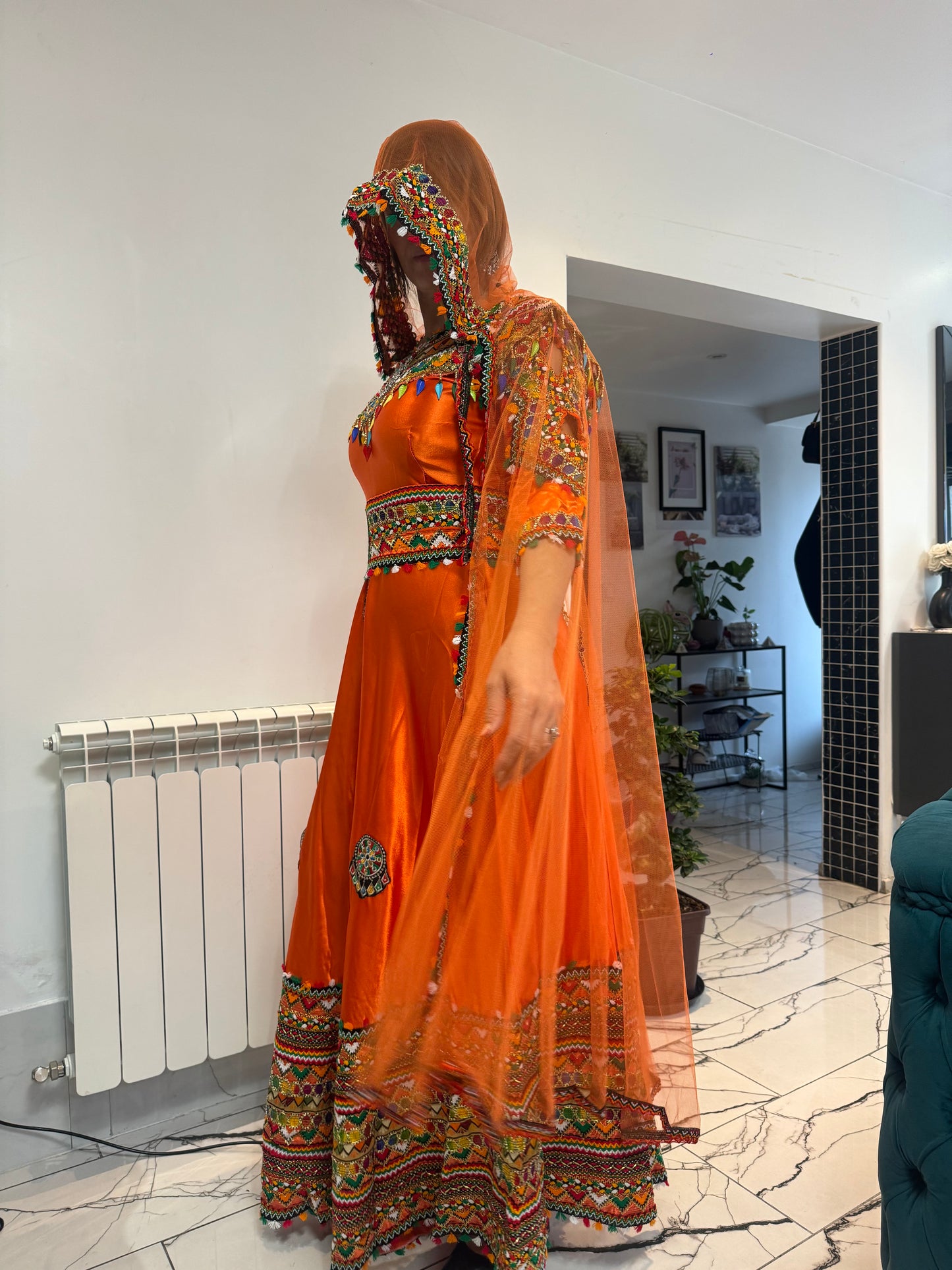 Robes de fête orange ( 36 aux 40)