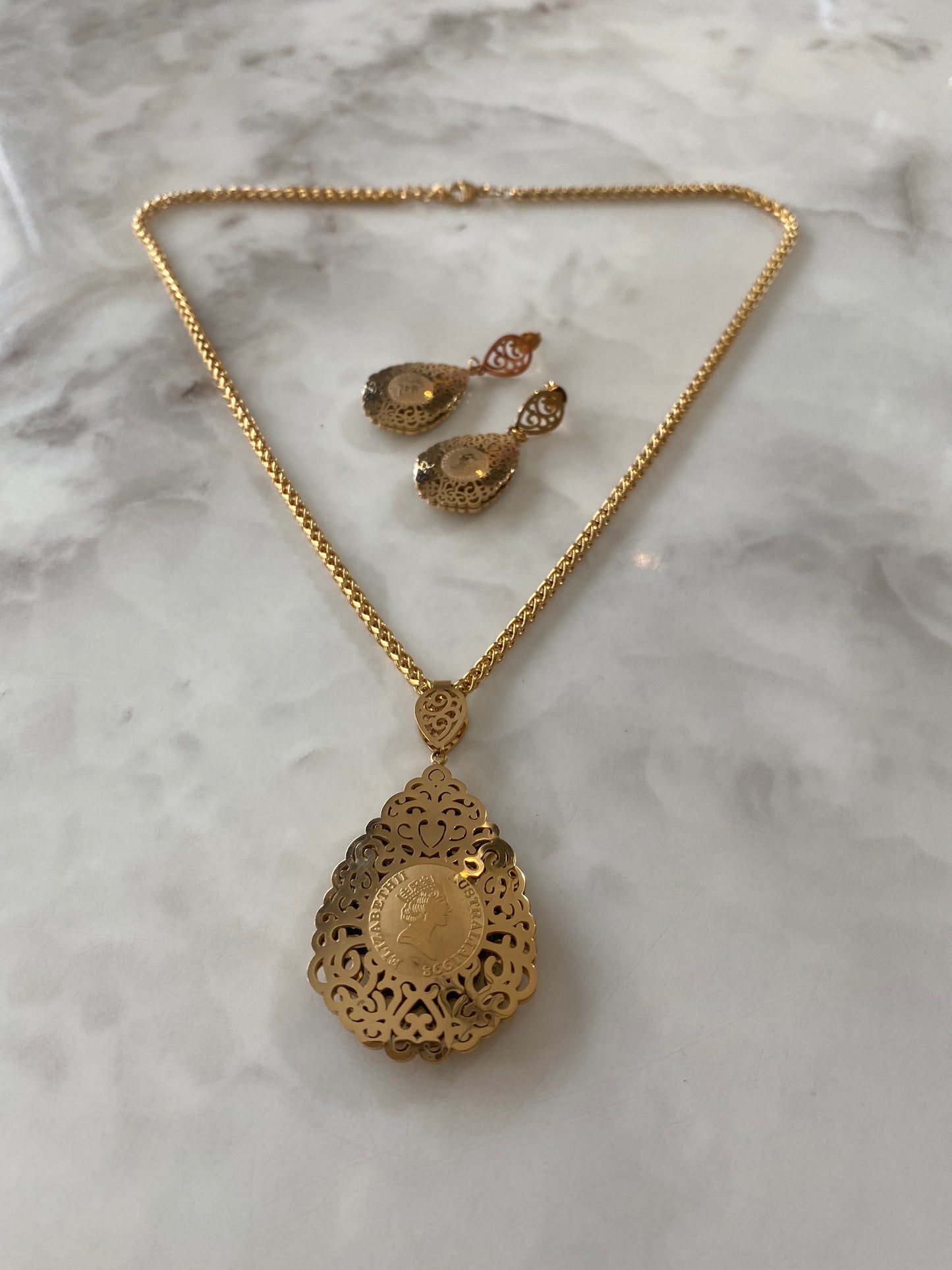 Ensemble louise ovale