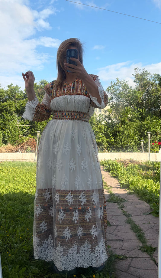 Robe nomedia blanche