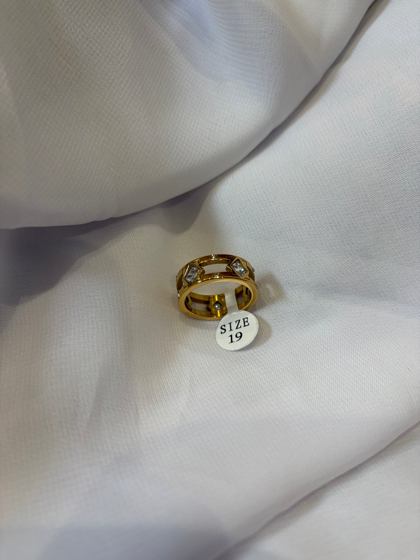 Bague diamants blancs T19