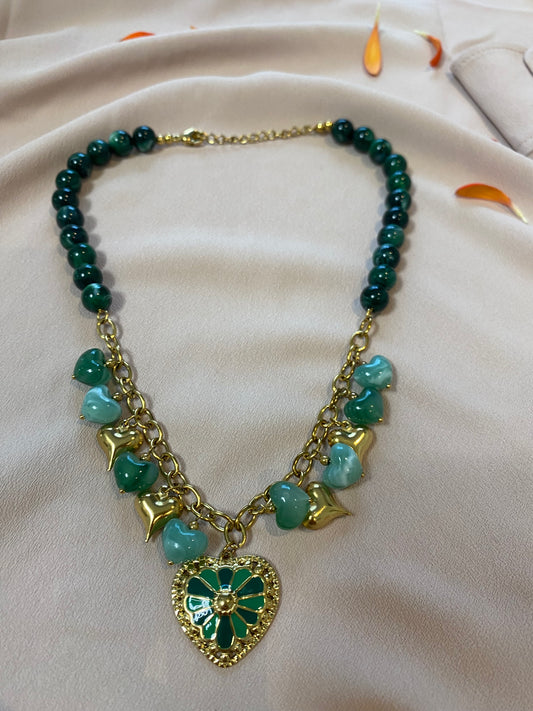 Colliers perles cœur vert