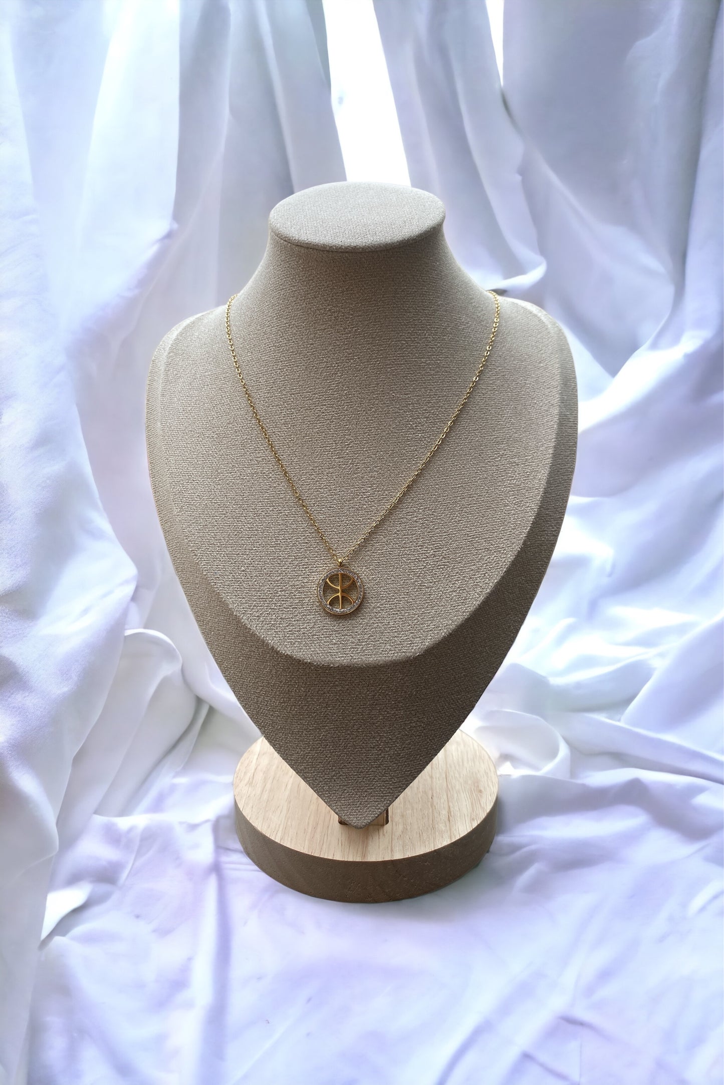Collier signe kabyle rond