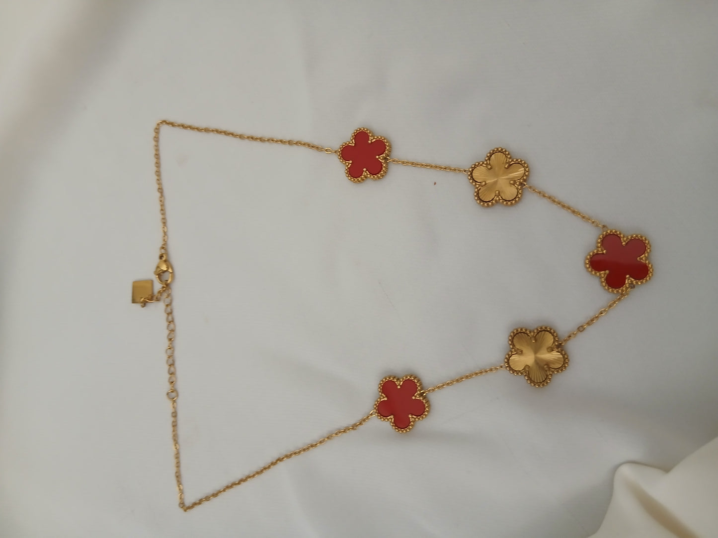 Collier trèfle 🍀 rouge